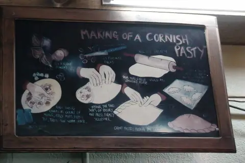 Tola bakery photo 3